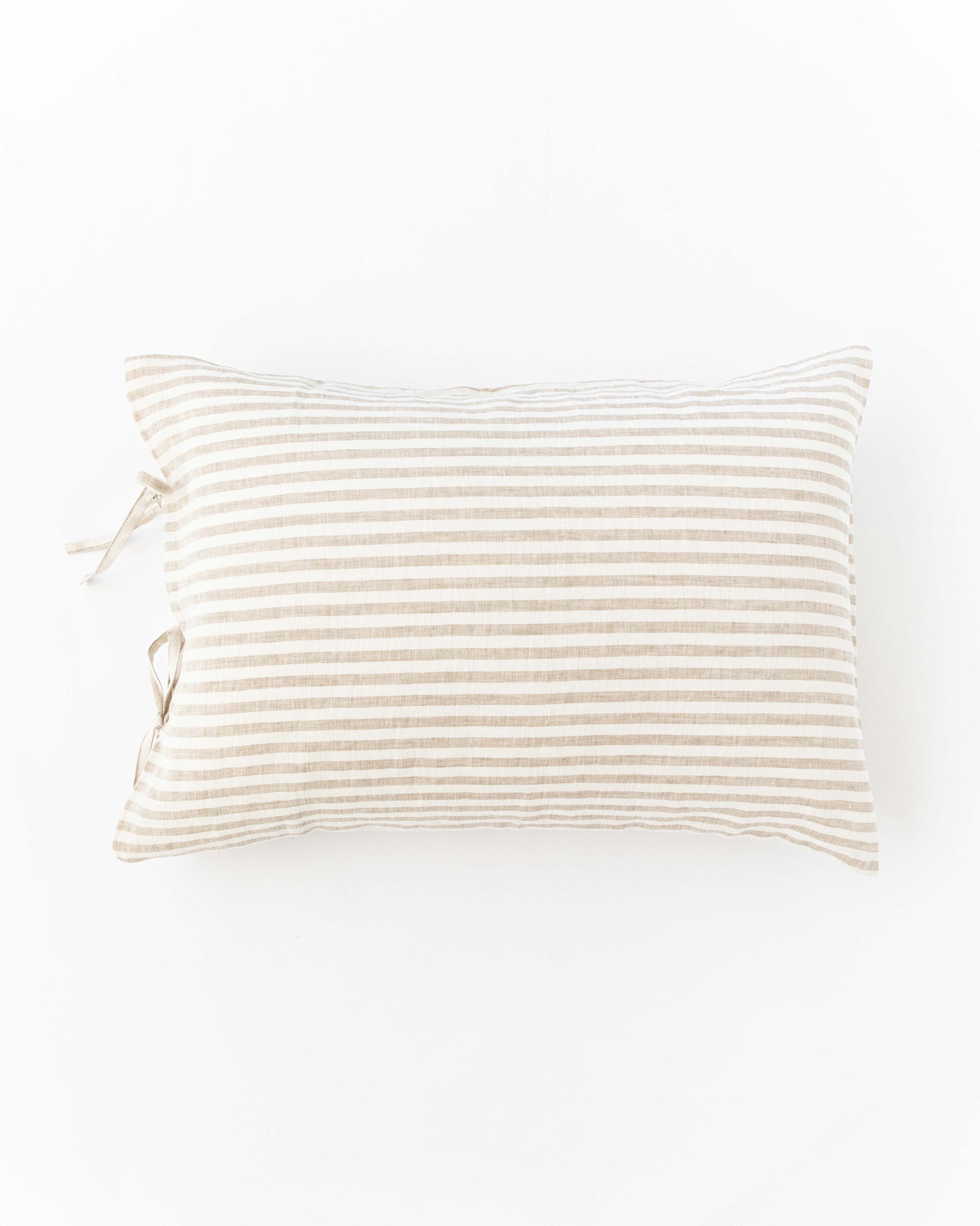 Linen pillowcase with ties in Striped in natural