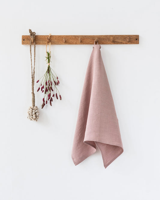 Linen tea towel in Woodrose