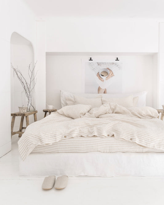 Striped in natural linen duvet cover