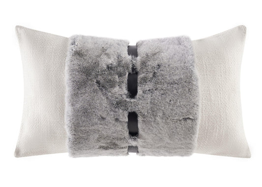 Dalia Pillow