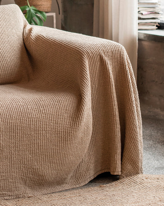 Waffle linen couch cover in Beige