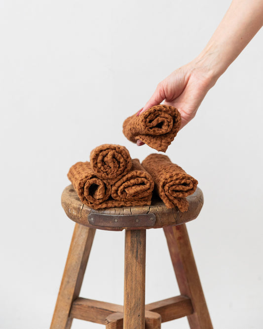Waffle face cloth set of 5 in Cinnamon