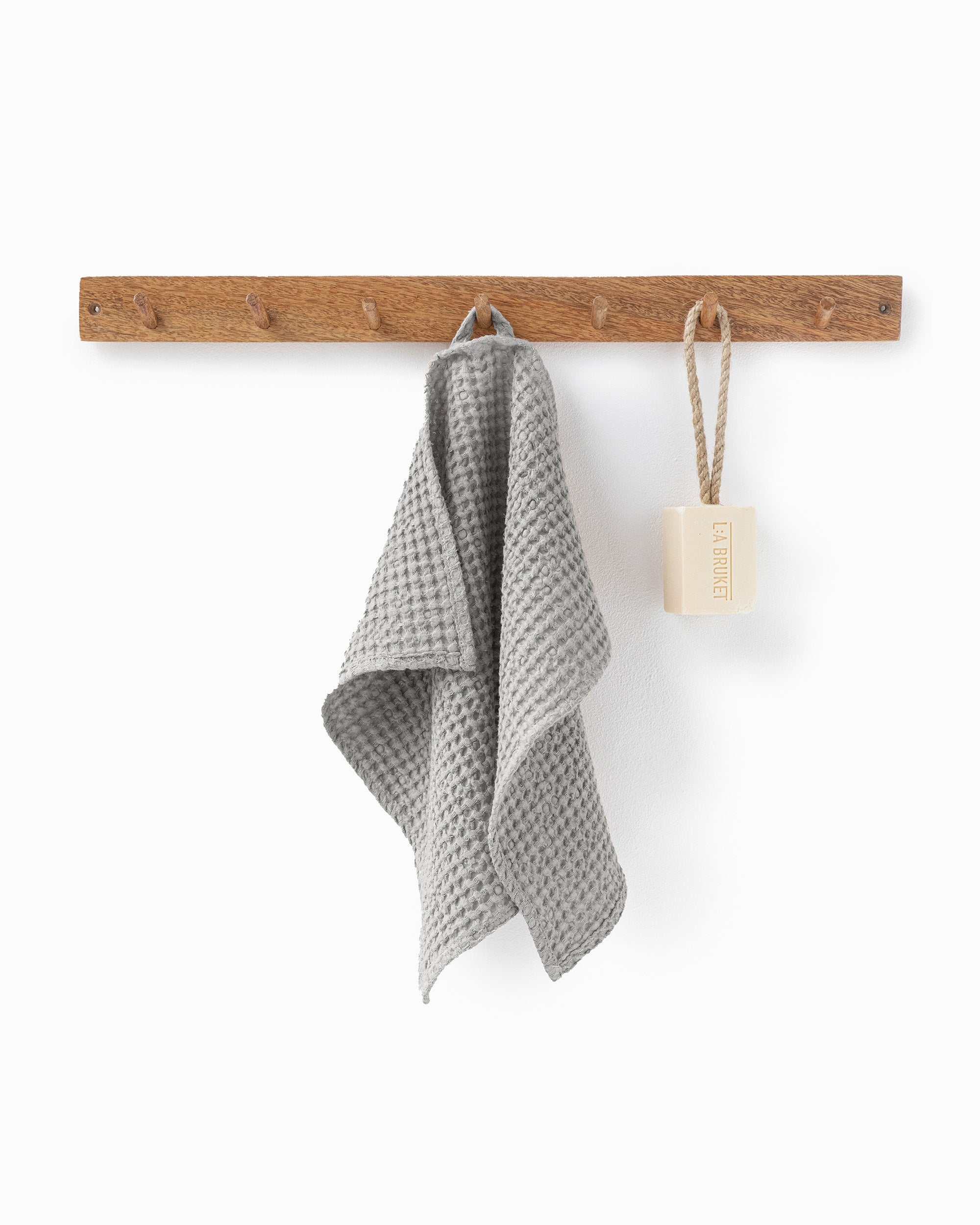 Waffle face towel in Light gray