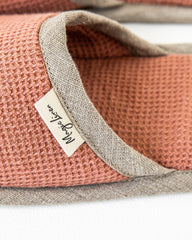 Waffle linen unisex slippers in Burnt sienna