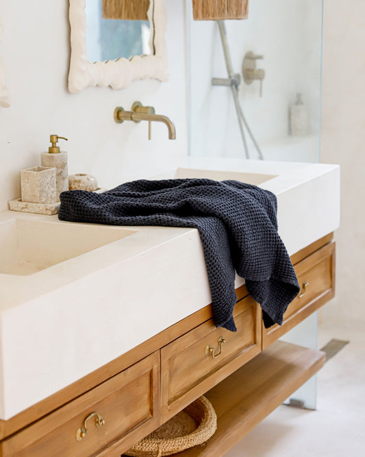 Waffle Bath Towel in Dark gray